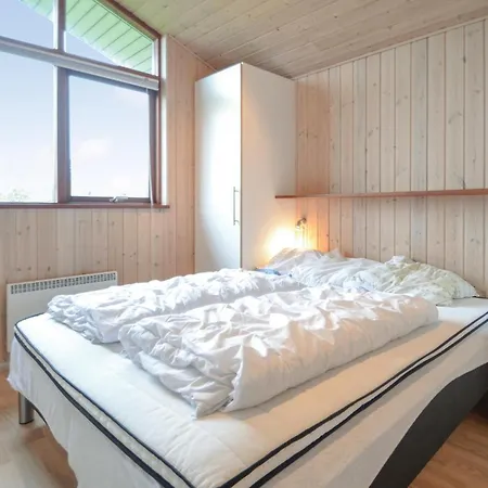 Stunning Home In Ronde With Sauna Tatil Evi *