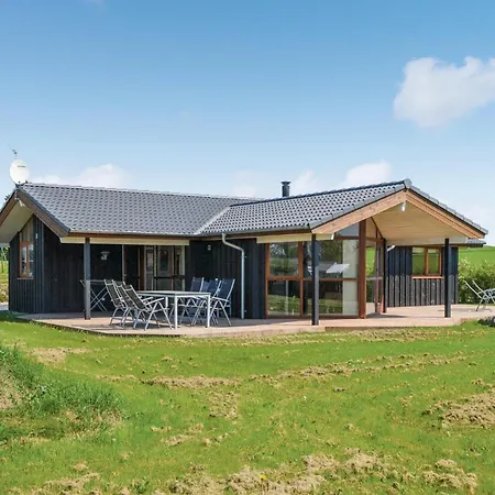 Stunning Home In Ronde With Sauna